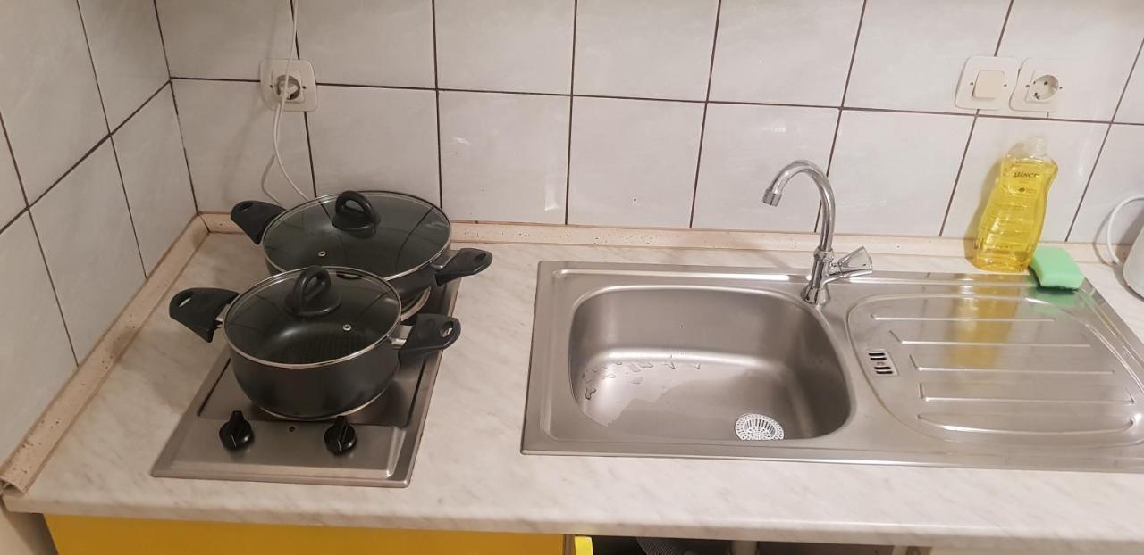Studio Apartment Kiki For 2, Near Old Town & Beach, Free Wifi Zadar Dış mekan fotoğraf